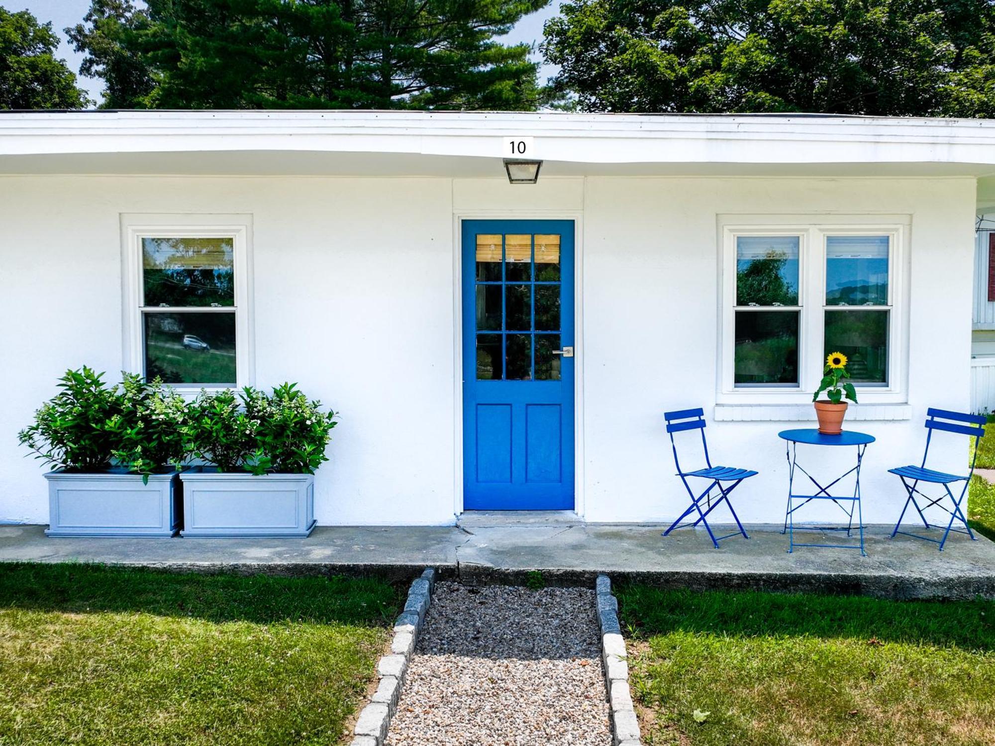 Marina Bay Cottages Waterford Exterior photo